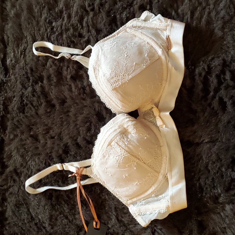 ✅ $10 ADD-ON ✅ Brand New Gossard Bra 34B Ivory Includes Pads Push ✅ $10 ADD-ON ✅